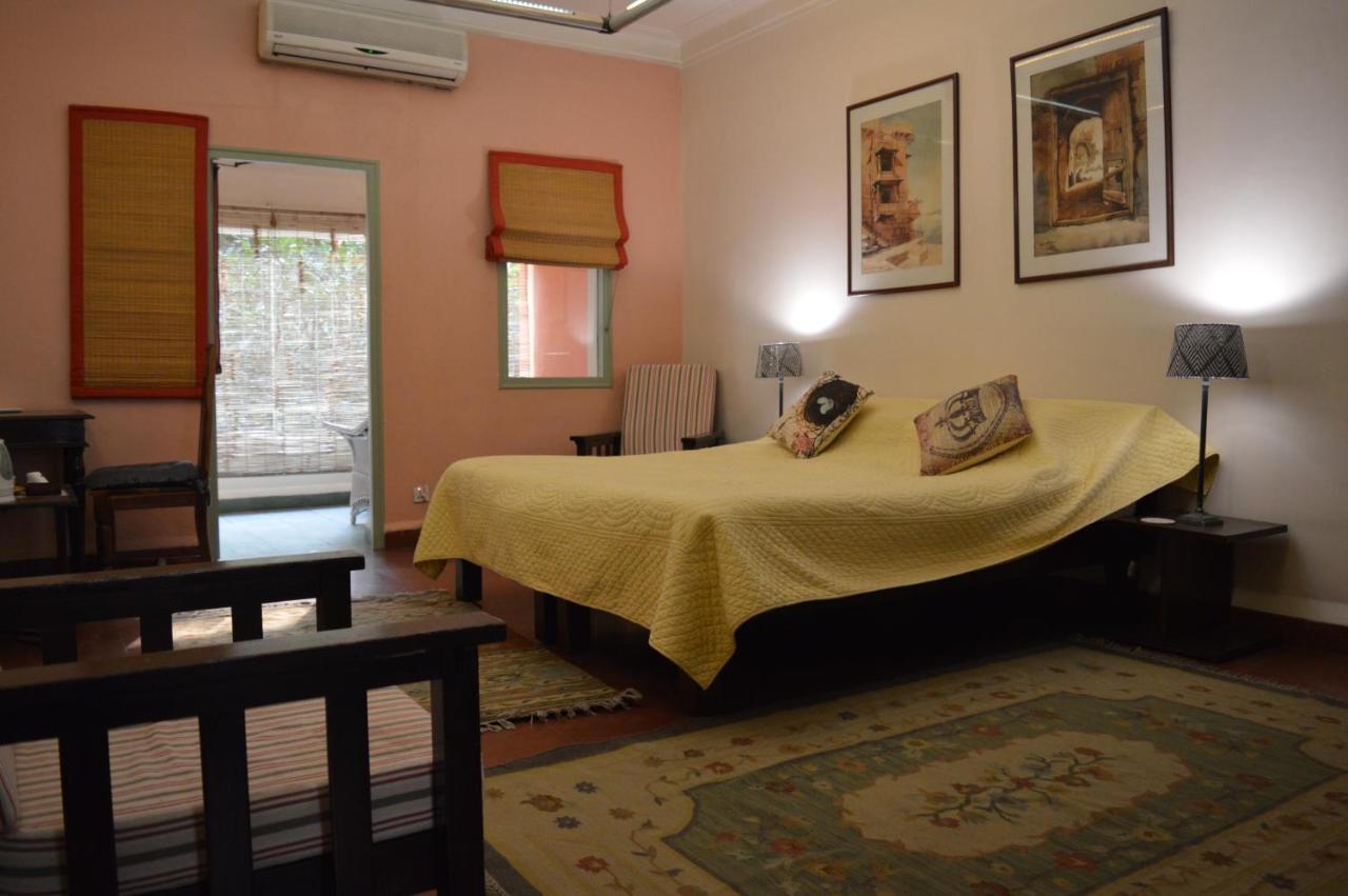 G 49 Bed & Breakfast New Delhi Luaran gambar