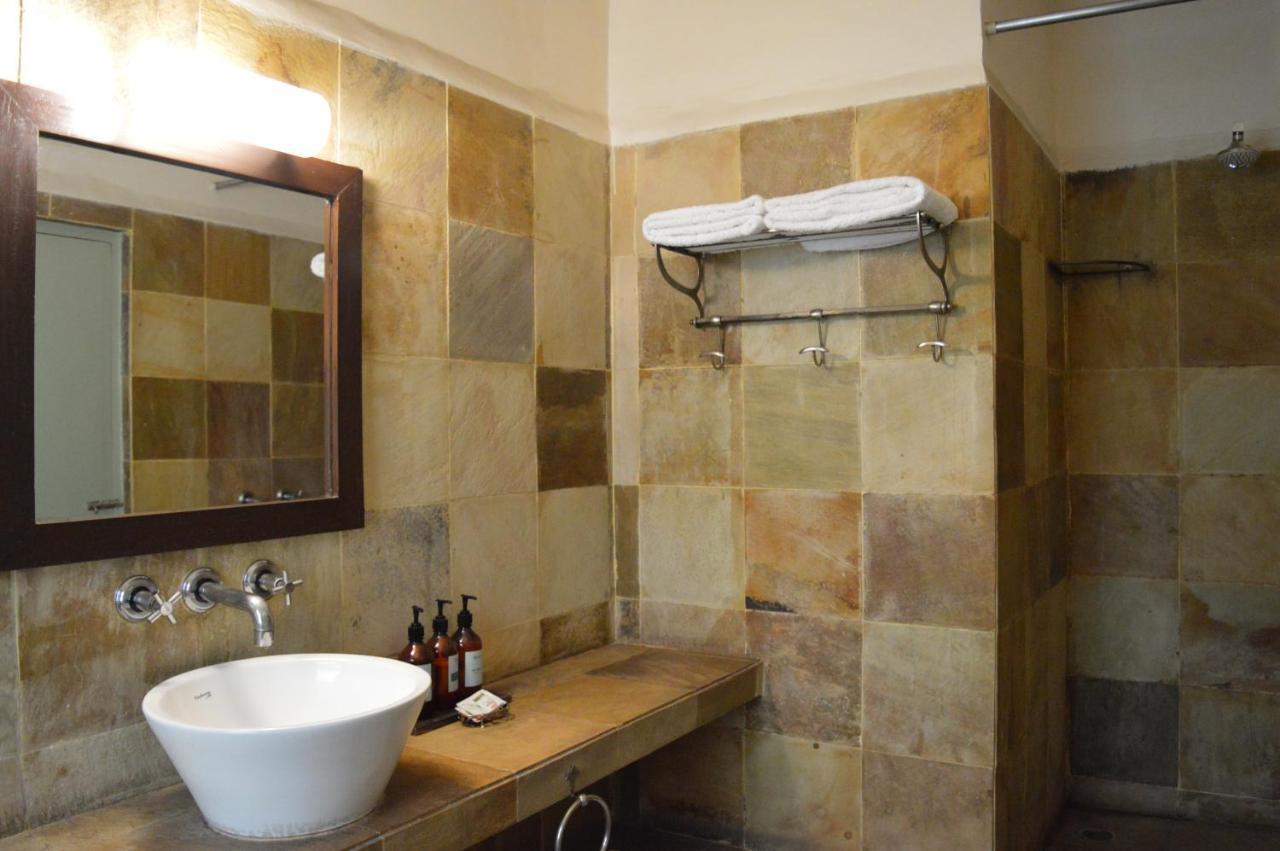 G 49 Bed & Breakfast New Delhi Luaran gambar